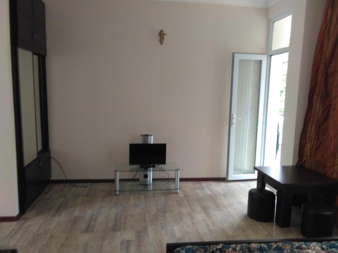 מלון קובולטי Str.Agmashenebeli 548 מראה חיצוני תמונה